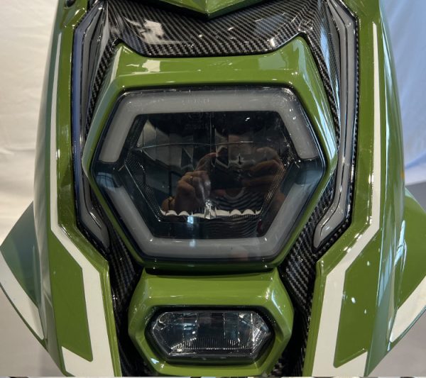 Roywell 2000W 72V Electric Motorcycle - Image 6